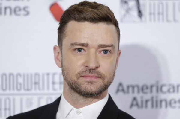 Netflix orders Season 3 of 'The Lincoln Lawyer'