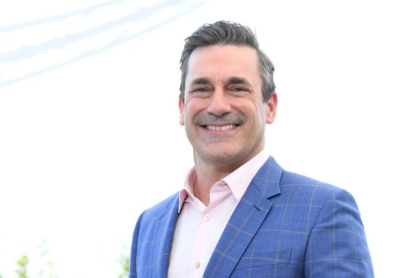 Jon Hamm to play thief in 'Your Friends and Neighbors' Jon Hamm to play thief in 'Your Friends and Neighbors'