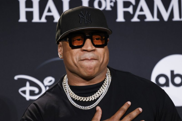 LL Cool J, Cardi B booked for 'Ryan Seacrest's New Year's Rockin' Eve' LL Cool J, Cardi B booked for 'Ryan Seacrest's New Year's Rockin' Eve'
