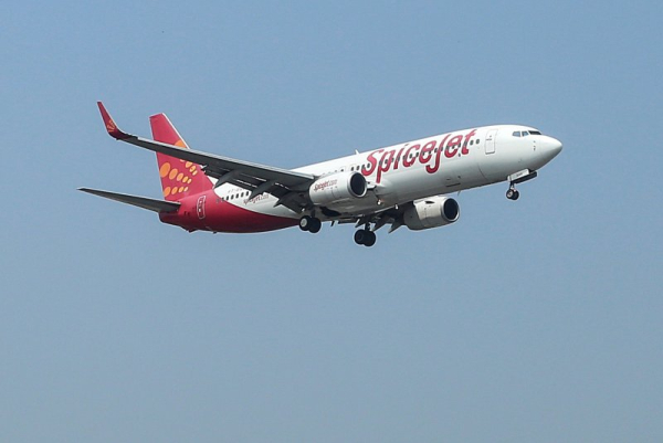 Man trapped in bathroom on SpiceJet flight across India Man trapped in bathroom on SpiceJet flight across India