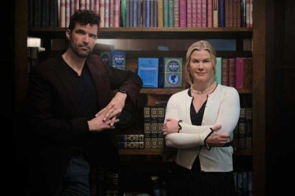 Alison Sweeney: 'Love & Jane' brings Austen romance to app era Alison Sweeney: 'Love & Jane' brings Austen romance to app era