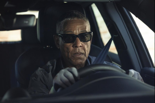 Giancarlo Esposito trades mystery bag in 'Parish' Giancarlo Esposito trades mystery bag in 'Parish'