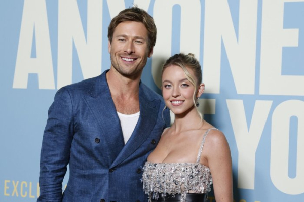 Glen Powell to star in Hulu sports comedy 'Chad Powers' Glen Powell to star in Hulu sports comedy 'Chad Powers'
