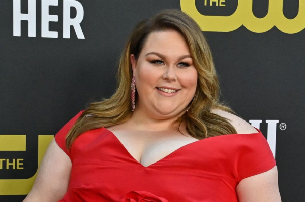 Chrissy Metz, Katie Lowes join Starz drama 'The Hunting Wives' Chrissy Metz, Katie Lowes join Starz drama 'The Hunting Wives'