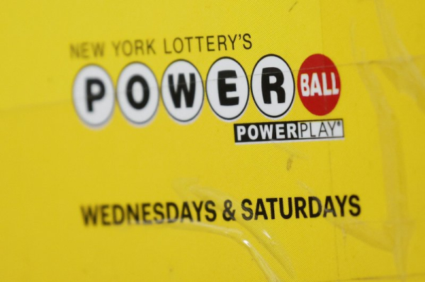 Facebook post alerts Michigan woman to $1M lottery win Facebook post alerts Michigan woman to $1M lottery win