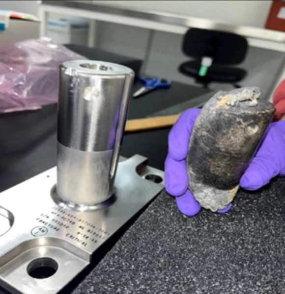 NASA confirms debris that hit Florida home was trash from ISS NASA confirms debris that hit Florida home was trash from ISS