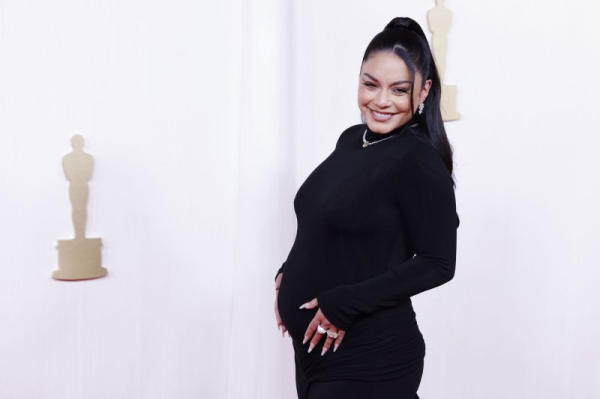 Vanessa Hudgens wins 'Masked Singer' Season 11 Vanessa Hudgens wins 'Masked Singer' Season 11