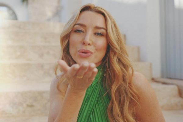 Dannii Minogue: 'I Kissed a Boy' follows man from first kiss to Onlyfans Dannii Minogue: 'I Kissed a Boy' follows man from first kiss to Onlyfans