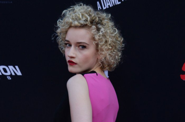 Julia Garner is an injured dancer trapped in 'Apartment 7A' Julia Garner is an injured dancer trapped in 'Apartment 7A'