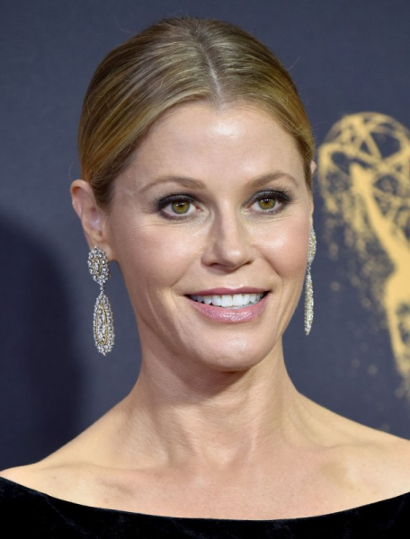 'Modern Family' star Julie Bowen stars in creepy new show 'Hysteria!' 'Modern Family' star Julie Bowen stars in creepy new show 'Hysteria!'