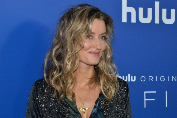 Natascha McElhone: Heroine Bella pivots, reinvents herself in 'Hotel Portofino' S3 Natascha McElhone: Heroine Bella pivots, reinvents herself in 'Hotel Portofino' S3
