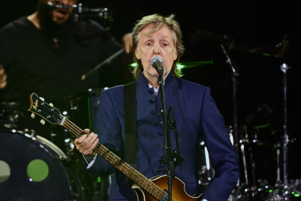 Paul McCartney, Ringo Starr reminisce in 'Beatles '64' trailer Paul McCartney, Ringo Starr reminisce in 'Beatles '64' trailer