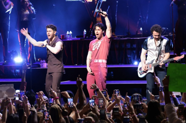 Jonas Brothers booked for 'Dick Clark's New Year's Rockin' Eve' Jonas Brothers booked for 'Dick Clark's New Year's Rockin' Eve'