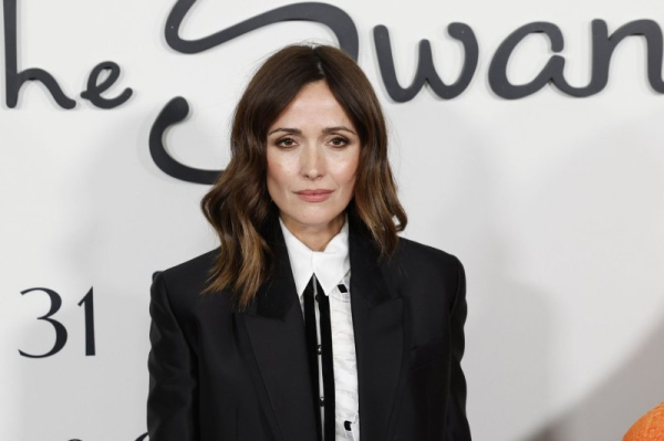 Rose Byrne, Meghann Fahy to star in Peacock's 'Good Daughter' Rose Byrne, Meghann Fahy to star in Peacock's 'Good Daughter'