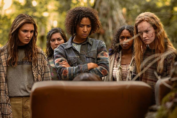 The past haunts survivors in 'Yellowjackets' Season 3 The past haunts survivors in 'Yellowjackets' Season 3