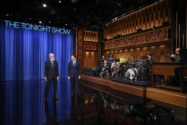 David Letterman crashes Jimmy Fallon's 'Tonight Show' monologue