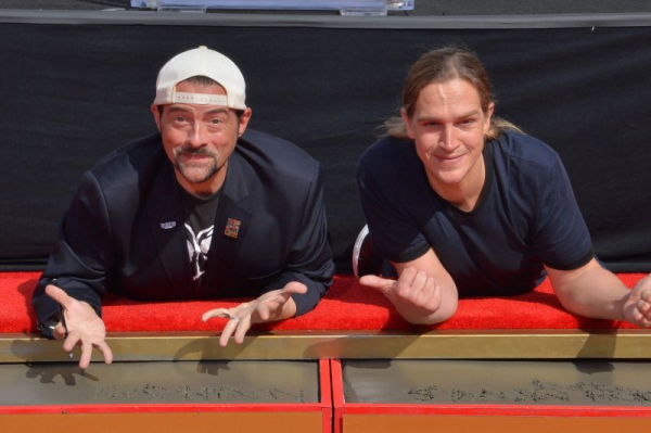 Jay & Silent Bob, Jeremy Strong turn up in Afflecks' 'DunKings 2' commercial Jay & Silent Bob, Jeremy Strong turn up in Afflecks' 'DunKings 2' commercial