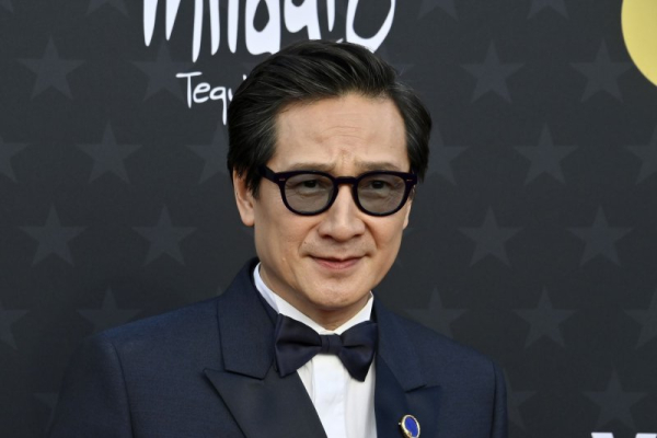 Ke Huy Quan makes voice cameo on 'The White Lotus'