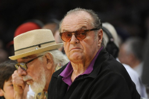 Screen legend Jack Nicholson introduces Adam Sandler on 'SNL' special
