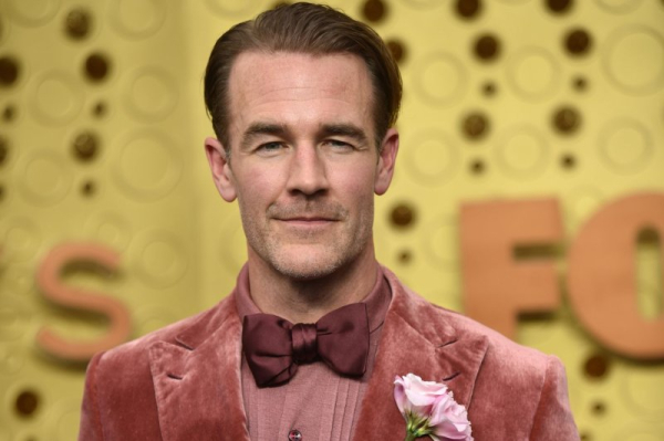 James Van Der Beek eliminated from 'Masked Singer' James Van Der Beek eliminated from 'Masked Singer'