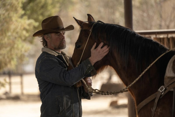 Minka Kelly, Josh Duhamel reunite in 'Ransom Canyon' trailer