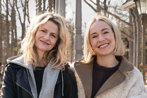 'SisterS': Sarah Goldberg, Susan Stanley series renewed for Season 2 'SisterS': Sarah Goldberg, Susan Stanley series renewed for Season 2
