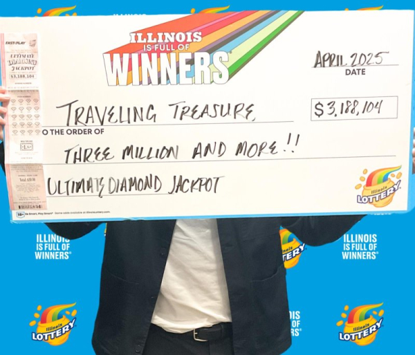 Tourist wins lottery prize of over $3M while visiting Chicago