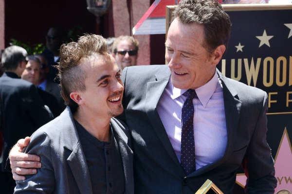Frankie Muniz celebrates wrap of 'Malcolm in the Middle' re-boot