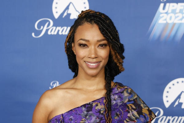 Sonequa Martin-Green to co-star in 'Blue Bloods' follow-up