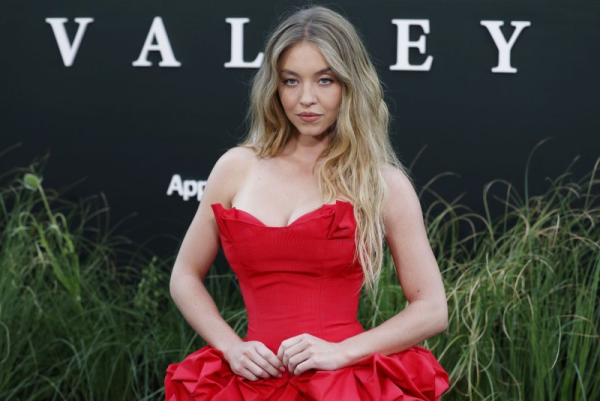 Sydney Sweeney teases 'Euphoria' S3: 'Cassie is crazy'