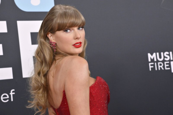 Channel 4 announces two-part Taylor Swift documentary