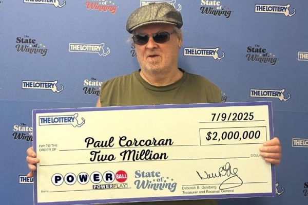 Man accidentally buys two identical Powerball tickets, wins $2M