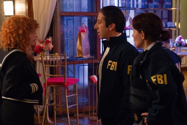 Simon Helberg finally gets to play the hero in 'Poker Face'