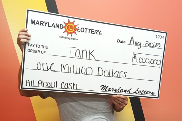 Store clerk selects $1M winning lottery ticket for Maryland man