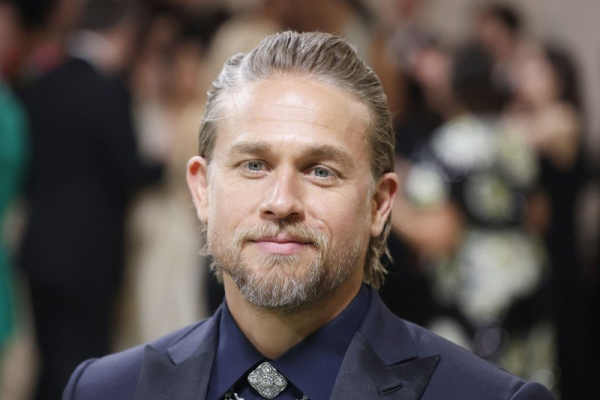 Charlie Hunnam plays killer Ed Gein in 'Monster' trailer