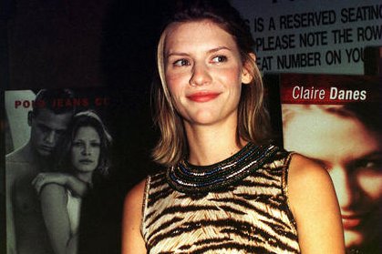 Claire Danes drawn to sinister Matthew Rhys in 'Beast in Me' teaser