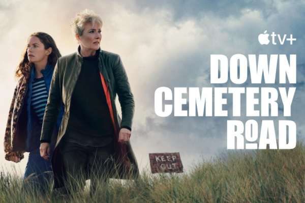 Emma Thompson is private investigator in 'Down Cemetery Road' trailer
