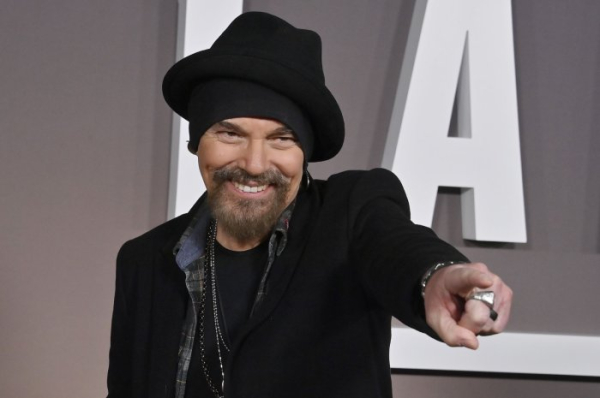 Tommy realizes Monty left a mess in last 'Landman' S2 trailer