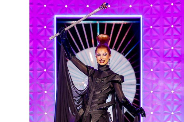 Bones wins 'RuPaul's Drag Race U.K.'