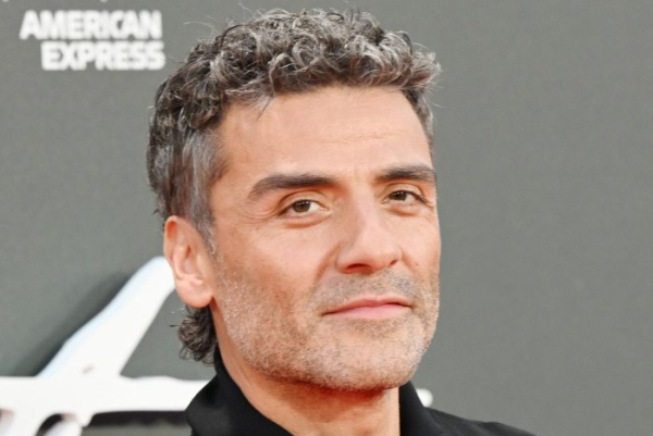 Mia McKenna-Bruce stars in 'Agatha Christie's Seven Dials' teaser