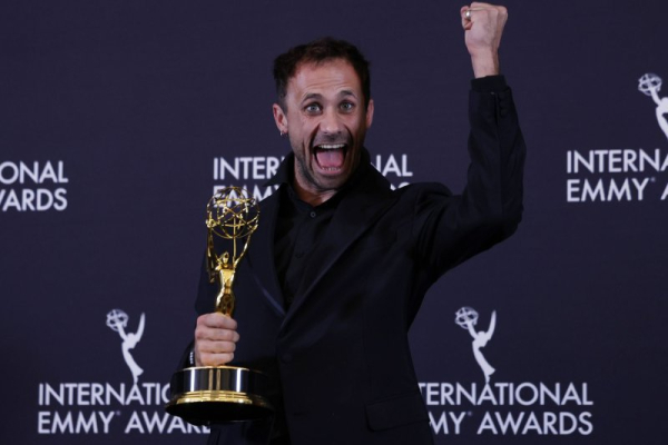 Oriol Pla, Anna Maxwell Martin win top International Emmy Awards Oriol Pla, Anna Maxwell Martin win top International Emmy Awards
