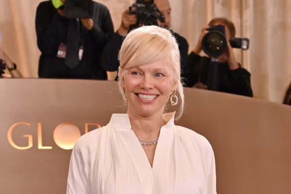 'Baywatch' reboot to hold open auditions in February