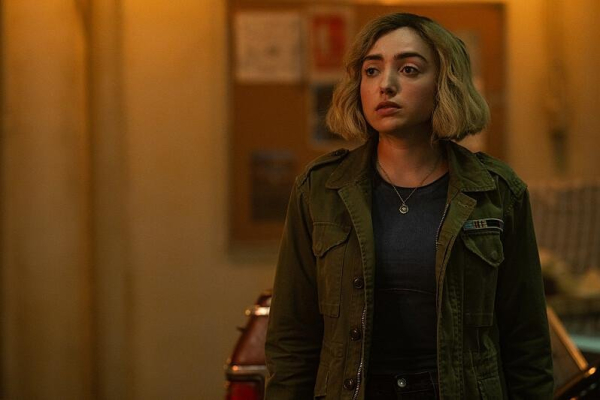 Peyton List, Milo Manheim talk 'School Spirits' S3 secrets