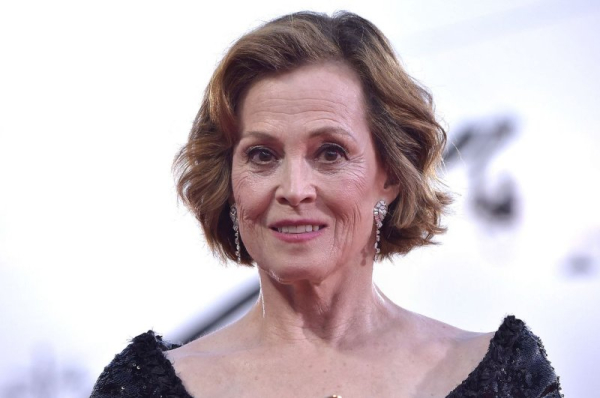 Sigourney Weaver, Jason Isaacs join new 'Tomb Raider' cast Sigourney Weaver, Jason Isaacs join new 'Tomb Raider' cast