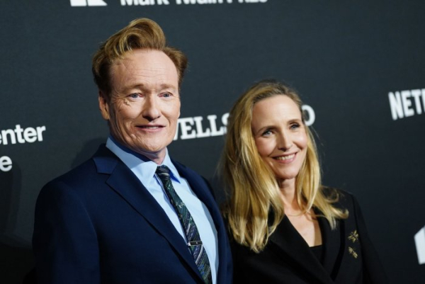 Bill Maher to receive the Kennedy Center's Mark Twain Prize