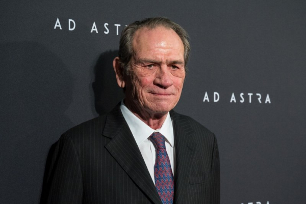 Tommy Lee Jones, Betty Gilpin to star in 'The Lowdown' Season 2