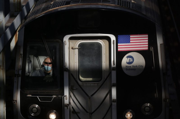 Turkeys on the tracks delay Staten Island trains twice in 2 hours