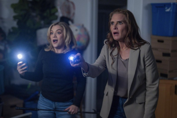 Brooke Shields: Amateur sleuths clash, collaborate on 'Killing Me' Brooke Shields: Amateur sleuths clash, collaborate on 'Killing Me'