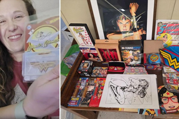 Wonder Woman superfan amasses world's largest collection Wonder Woman superfan amasses world's largest collection