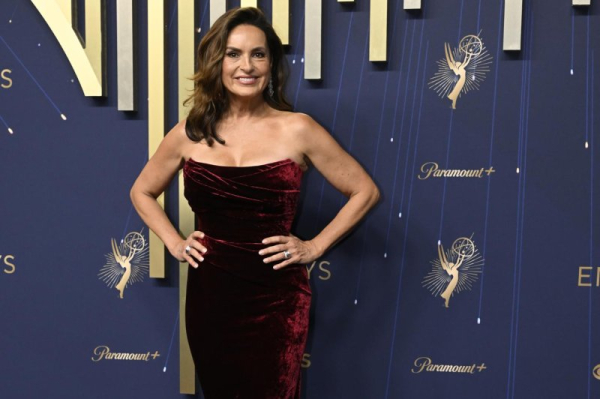 Mariska Hargitay to host the 2026 Emmy Awards Mariska Hargitay to host the 2026 Emmy Awards
